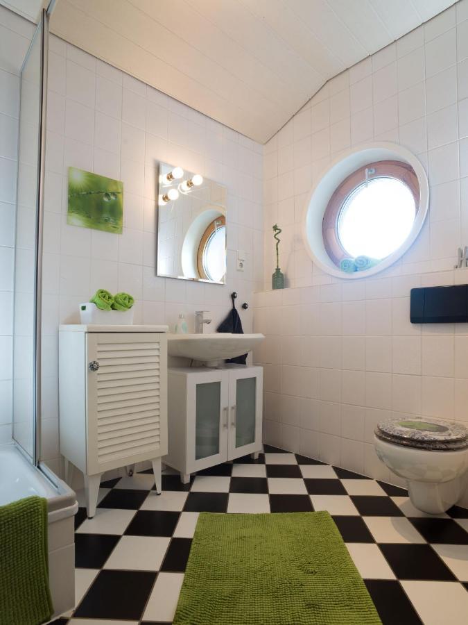 Ferienwohnung Am Gaesschen Лосхайм Экстерьер фото